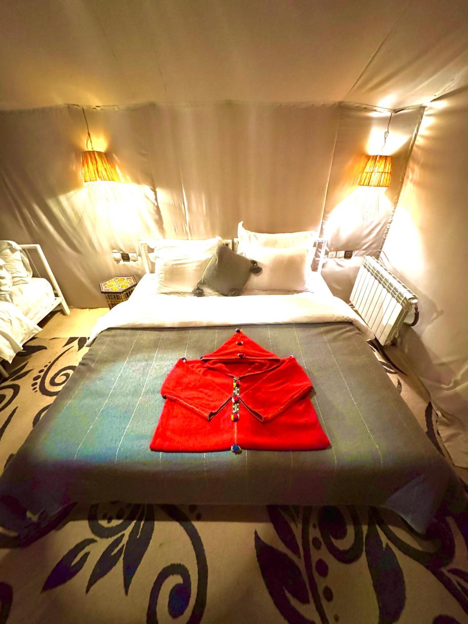Sahara Vibes Luxury Camp Villa Merzouga Exterior photo